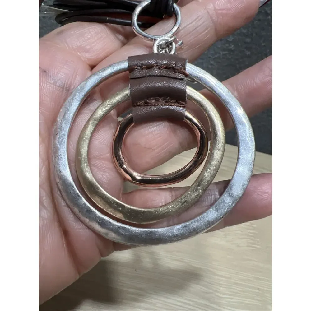 Robert Lee Morris Soho Multi-Tone Circle Pendant Necklace On Brown Leather Cord - Picture 4 of 8